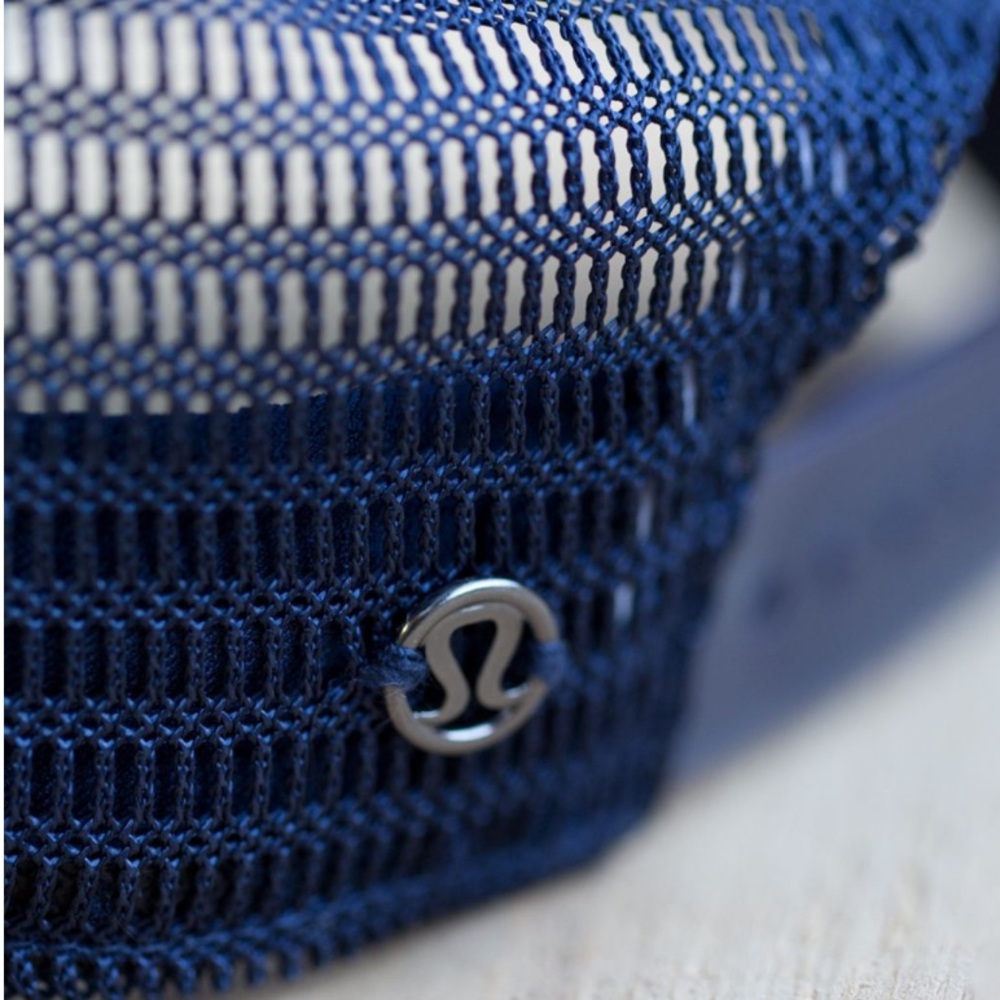 Lululemon WhatSUP Hat - Picture 5 of 5